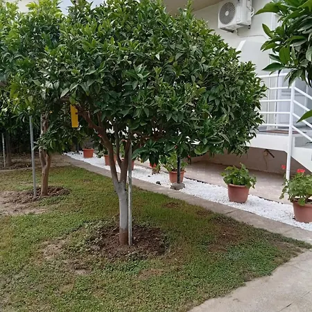 Casa Al'tati 27 *