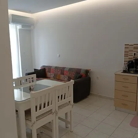 Casa Al'tati 27 * יאליסוס